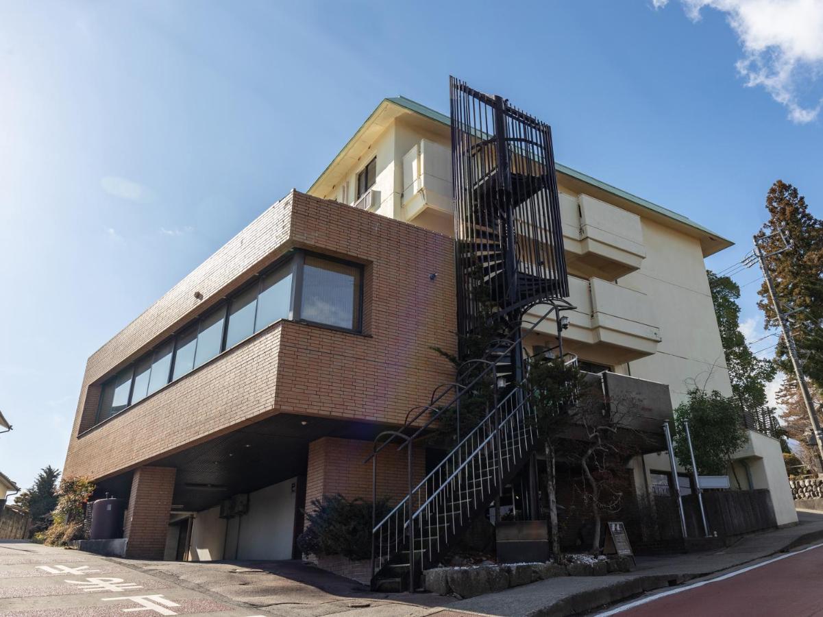 Hotel Wwj Ina Zewnętrze zdjęcie